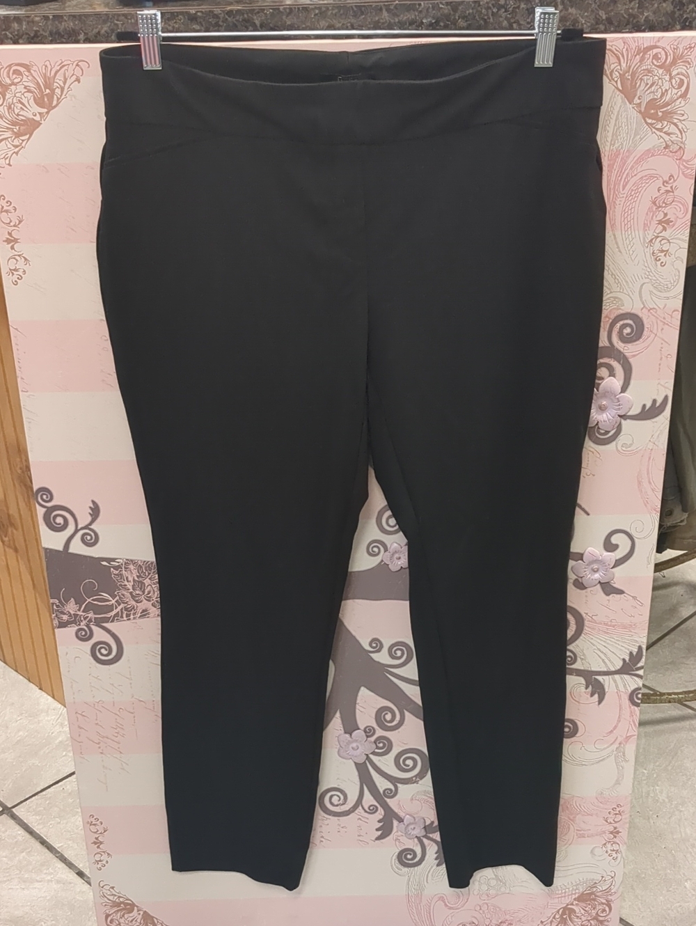 Dalia Black Ankle-Length Stretch Ponte Pants